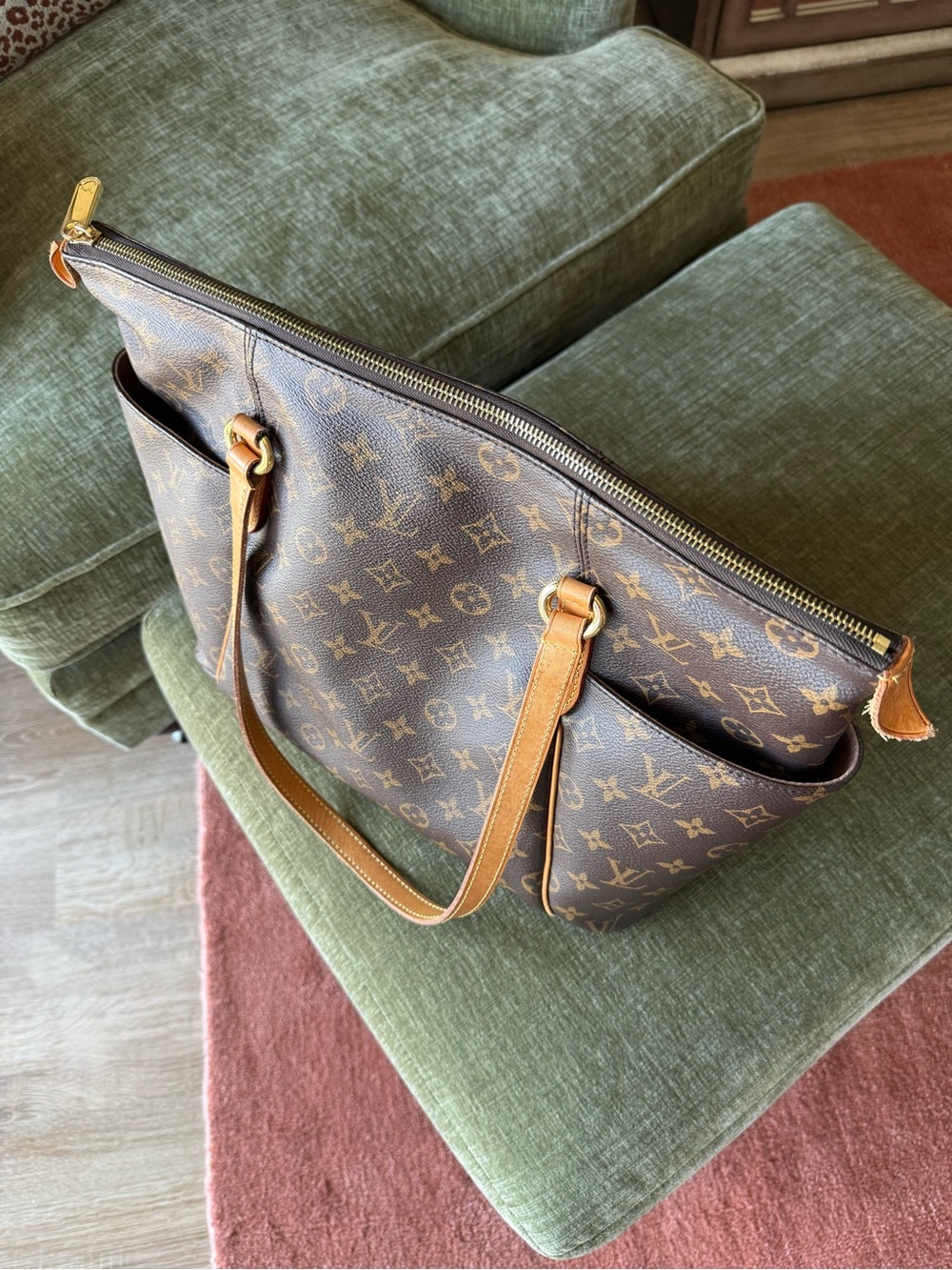 Louis Vuitton Monogram Canvas Brown Tote with Vachetta Leather - Picture 3 of 8